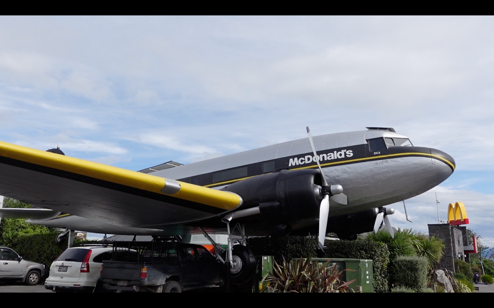 全球最酷麥當勞|紐西蘭陶波飛機麥當勞✈️🍔